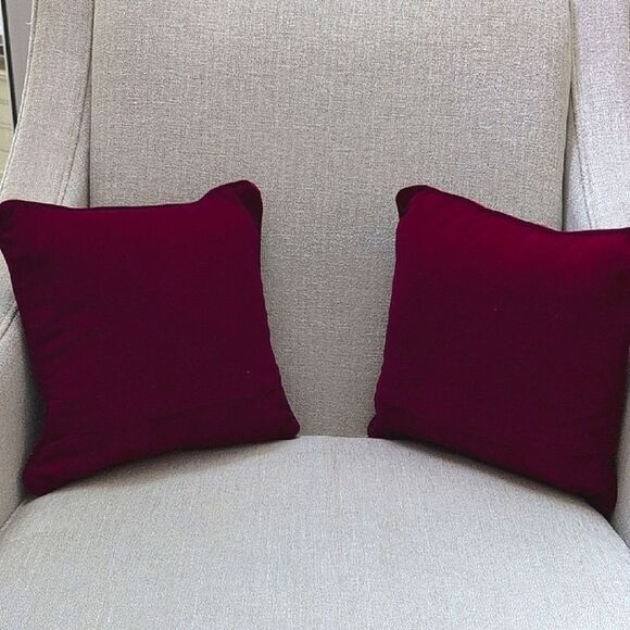 Festive Red & Green Needlepoint Christmas Tree Holiday Pillows Vintage Set of 2 - Picture 4 of 14